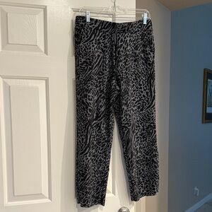 Women’s Secret Treasures Black and Gray Animal Print pants Small